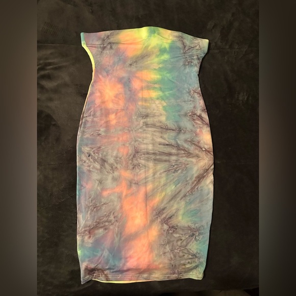 Fashion Nova "Full Spectrum Tie-Dye Mini Dress - Multicolor" - Size M - Picture 5 of 6